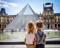 Paris: Privat Familjevandring på Louvren, Skräddarsydd för Barn